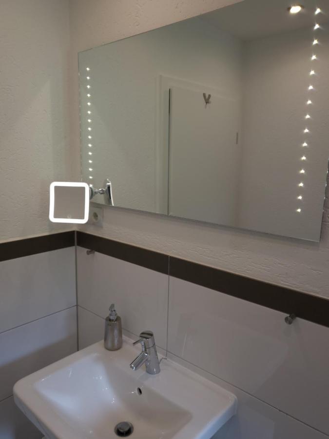 Ferienwohnung Saturn Мильгейм-на-Руре Экстерьер фото